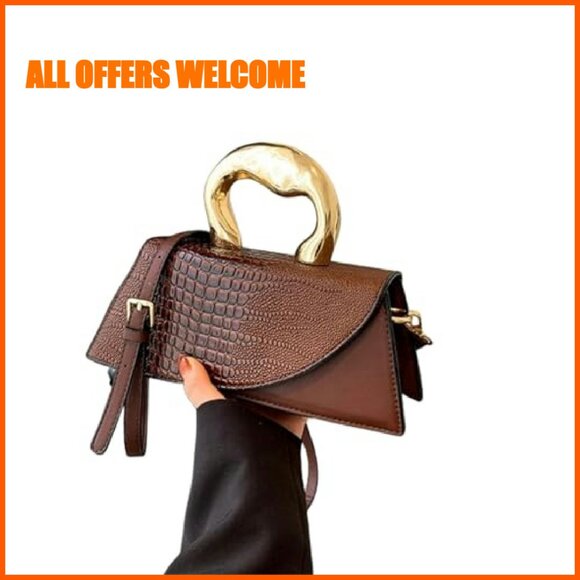 Vegan Leather Crocodile Pattern Envelope Clutch Purse with Detachable Chain
